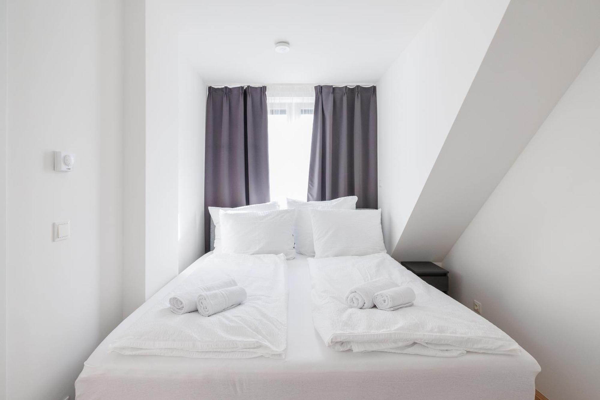 Symphony Apartments 38 - Modern Loft With Terrace And Grill In Central Location 비엔나 외부 사진