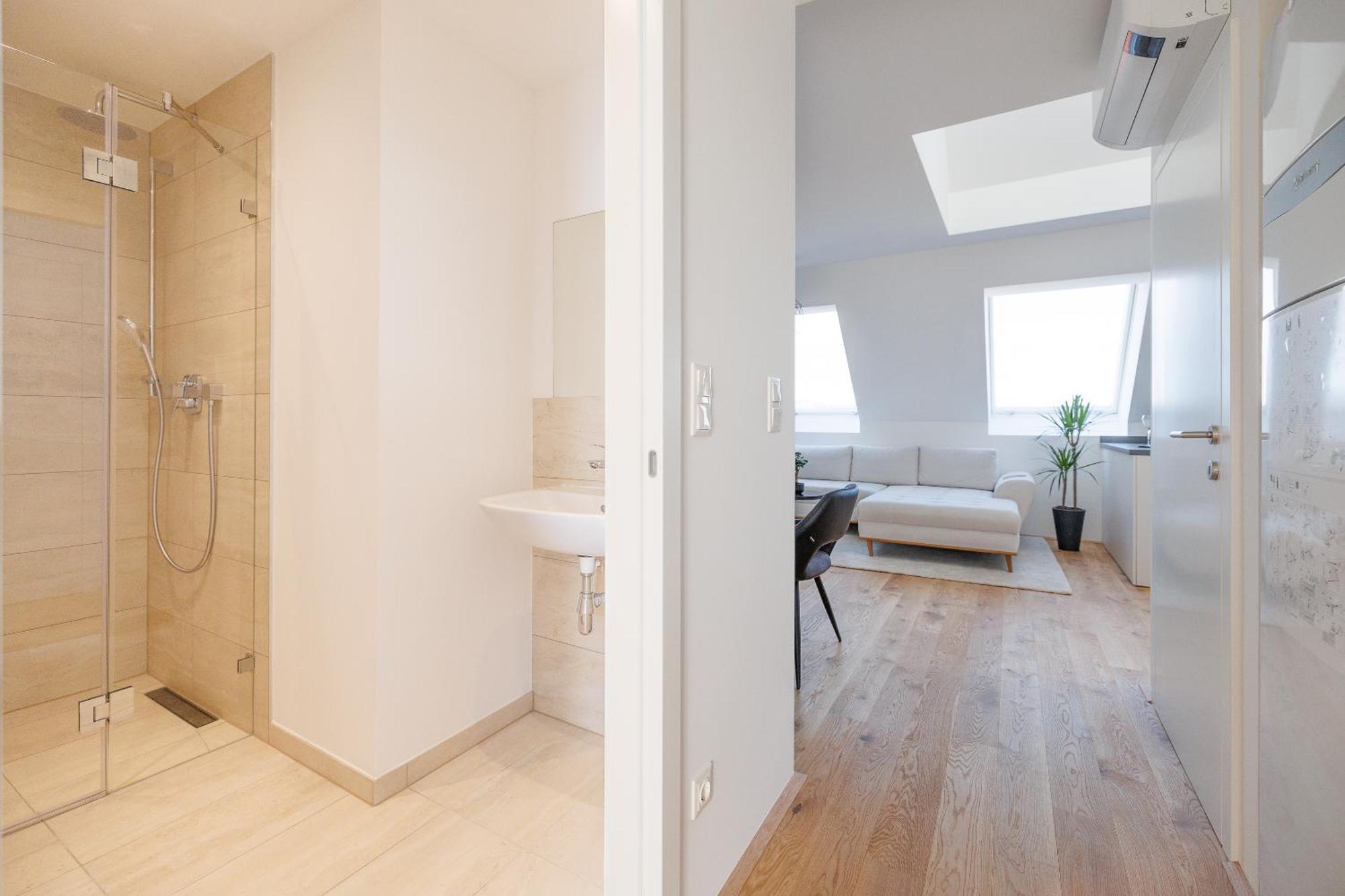 Symphony Apartments 38 - Modern Loft With Terrace And Grill In Central Location 비엔나 외부 사진