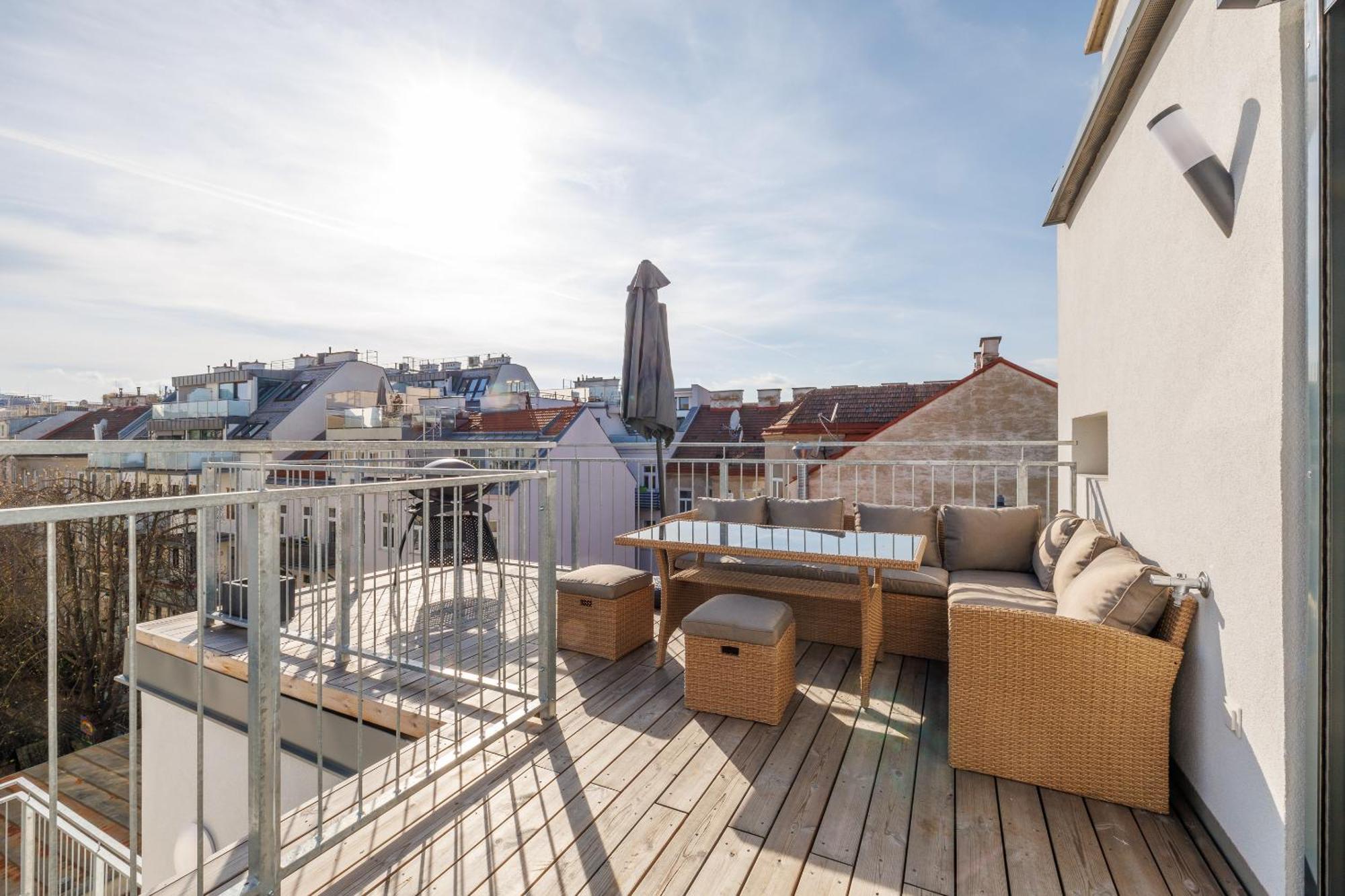 Symphony Apartments 38 - Modern Loft With Terrace And Grill In Central Location 비엔나 외부 사진