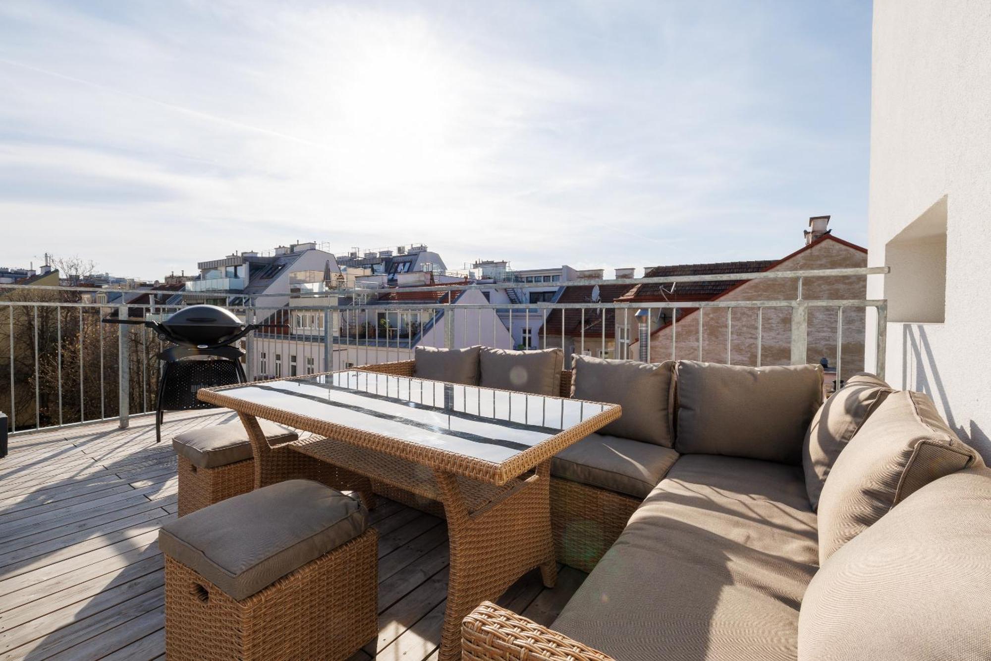 Symphony Apartments 38 - Modern Loft With Terrace And Grill In Central Location 비엔나 외부 사진